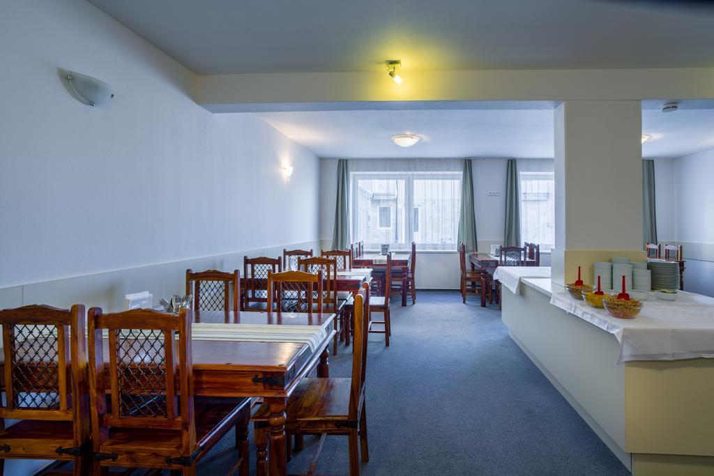 Garni Hotel Trebon Luaran gambar