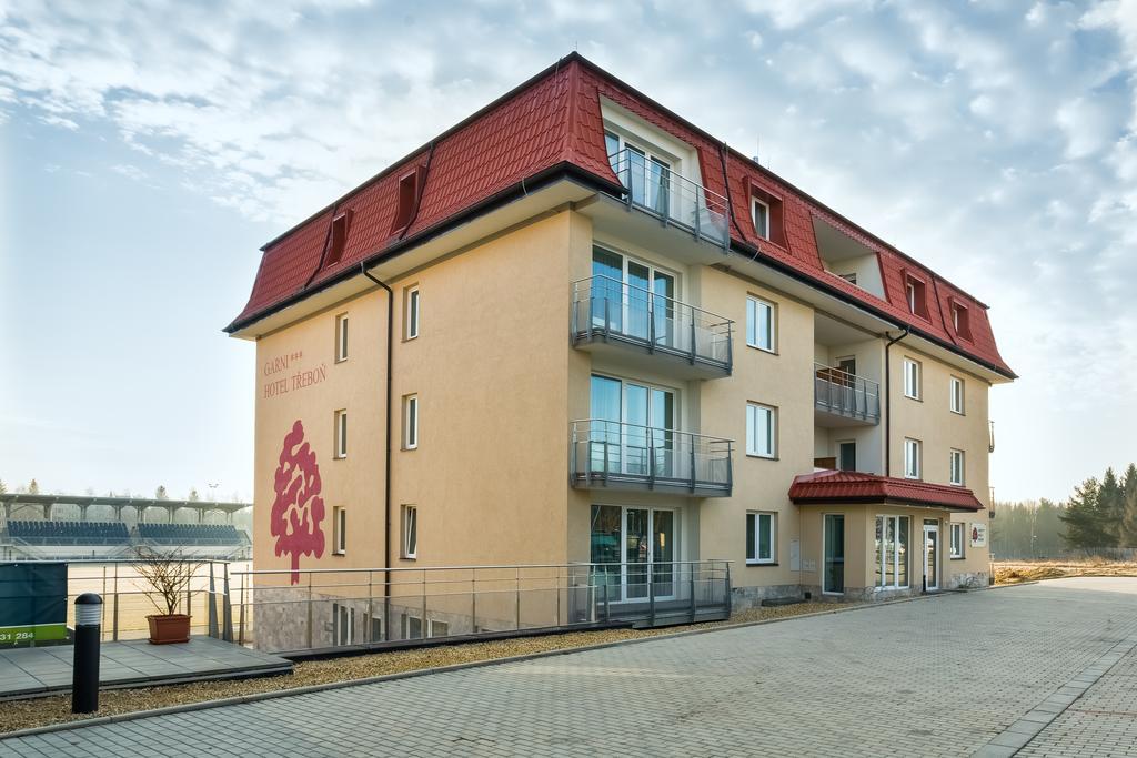 Garni Hotel Trebon Luaran gambar