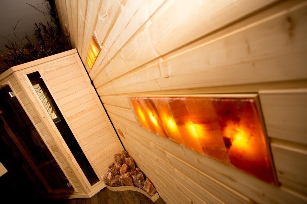Garni Hotel Trebon Luaran gambar