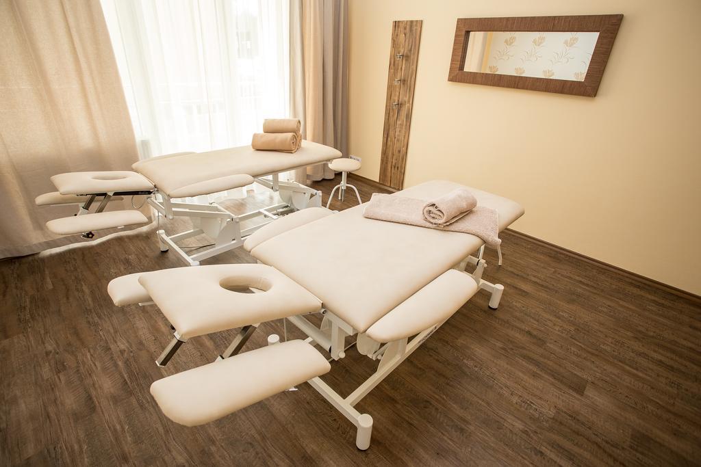 Garni Hotel Trebon Luaran gambar
